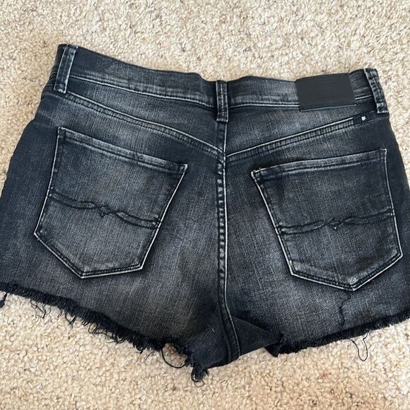 Lucky Brand stye High Rise Shortie Distressed Shorts - Picture 5 of 6